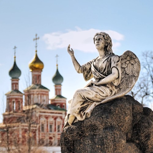 Экскурсия по Новодевичьему монастырю в мини-группе