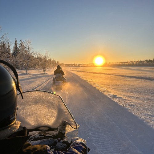 Активный тур на зимний Байкал: катание на снегоходе, хивусе и коньках и подлёдная рыбалка