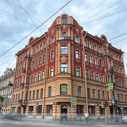 По Литейной части Петербурга — с фланёром