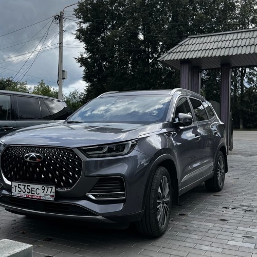 Путешествие на внедорожнике из Москвы в Петербург: только для вашей компании