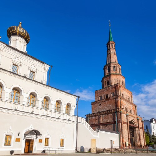 Казанская падающая башня