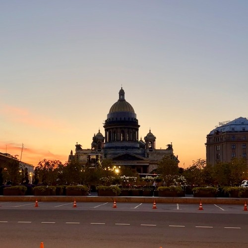 Между сфинксами: вечерняя экскурсия по Петербургу