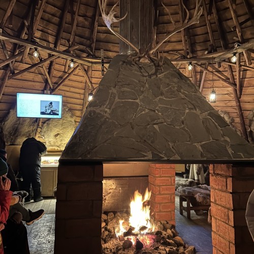 Экспресс-путешествие в Арктику: Мурманск, Териберка и Кировск, северное сияние и милые олени