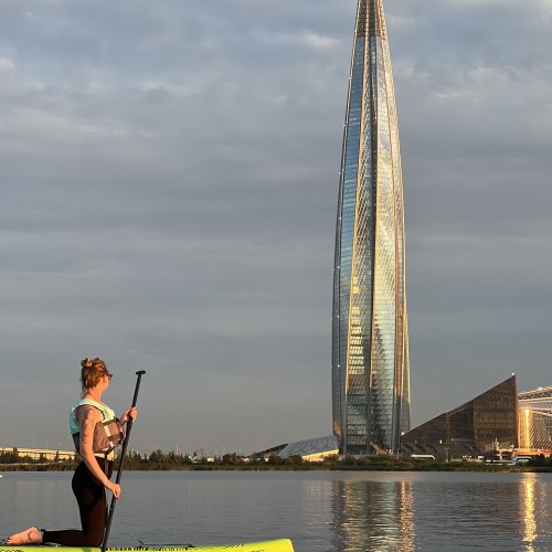 Закат на сапбордах на Лахтинском Разливе в Петербурге