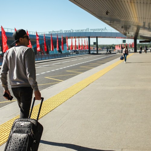 Трансфер из аэропорта Пулково (или обратно) с путевой экскурсией