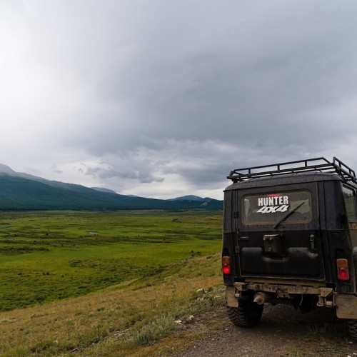Топовые и необычные места Алтая в мини-группе: Чуйский тракт, озеро Джангыскёль и лёгкий треккинг