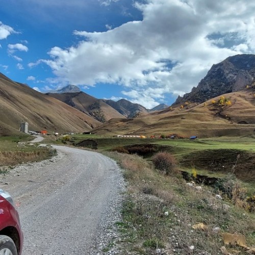 Треккинг в Чегемском ущелье без рюкзаков с проживанием в гостевом доме (всё включено)
