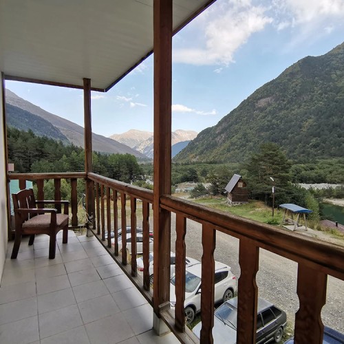 Семейный треккинг в Дигории с размещением в гостинице