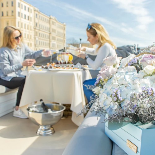 Утро в Петербурге: индивидуальная водная прогулка