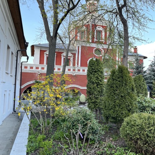 В окрестностях Кремля: Пречистенка и Волхонка (в мини-группе)