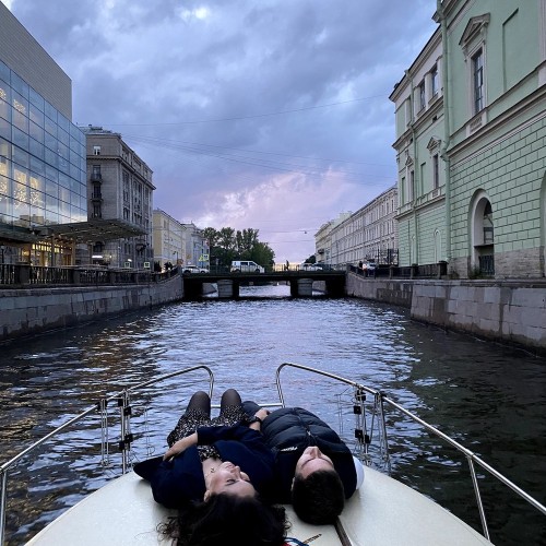 На катере по рекам и каналам Петербурга: романтично и познавательно