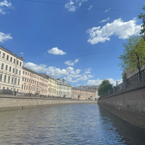 По рекам утреннего Петербурга — в небольшой группе