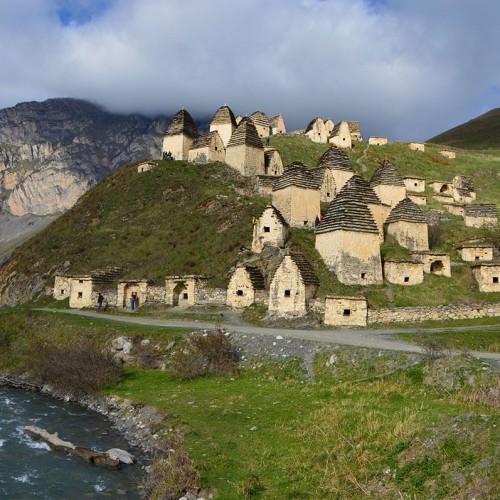 Треккинг в Цейском ущелье налегке с проживанием в гостинице (всё включено)