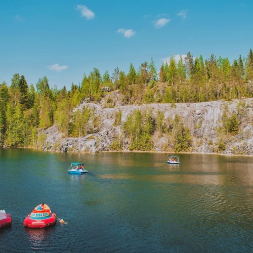 Из Петербурга — в горный парк «Рускеала», к крепости Корела и водопадам
