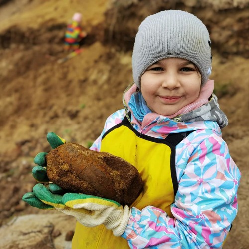 За окаменелостями музейного уровня в Ярославскую область с палеонтологом