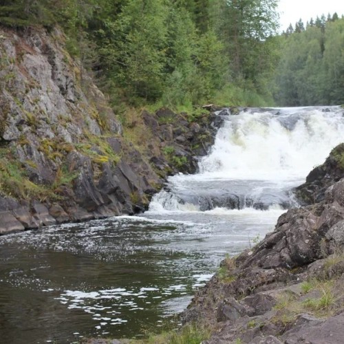 Выходные в Карелии: Петрозаводск, Рускеала и водопады