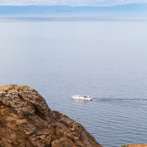 Всё, что вы хотели увидеть на Байкале в мини-группе: главные места и прогулка на катере