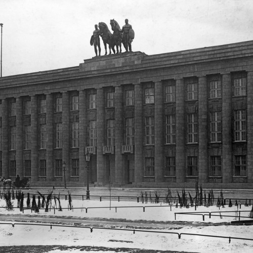 Петербург глазами горожан: легенды и истории