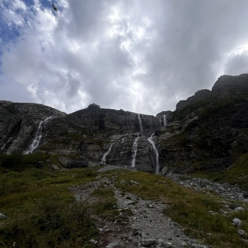 Софийские водопады: холодное сердце Архыза