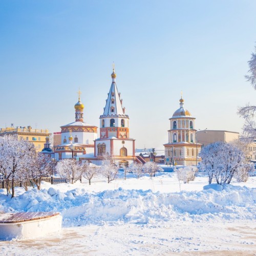 Активный тур на зимний Байкал: катание на снегоходе, хивусе и коньках и подлёдная рыбалка