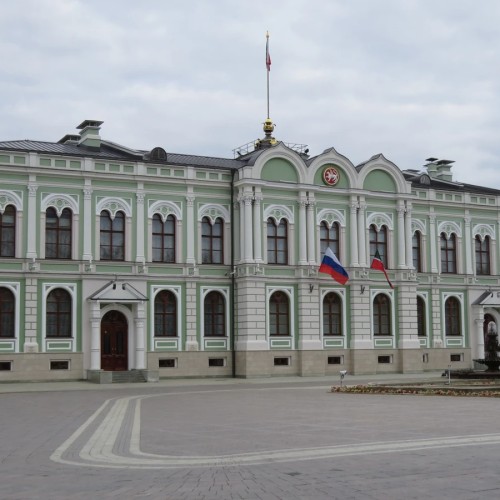 Исследовать Казанский кремль — объект ЮНЕСКО