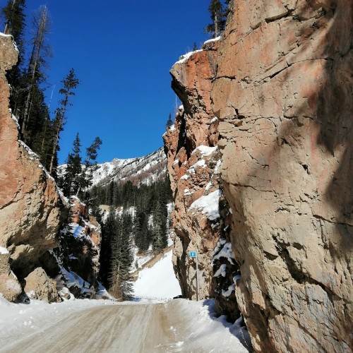 К Гейзерному озеру через «Красные ворота» (из Горно-Алтайска)