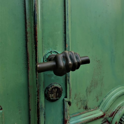 Нетривиальная прогулка по forbes-адресам старого Петербурга