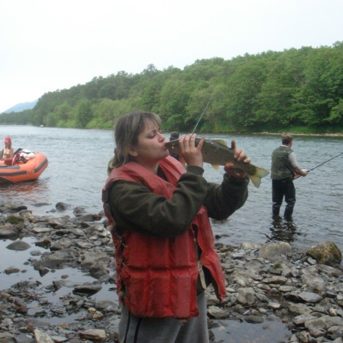 Рыбалка на камчатского лосося в мини-группе