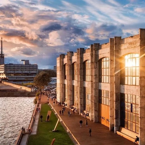 Метаморфозы бывшей промзоны: Севкабель Порт, Брусницын, Исткабель