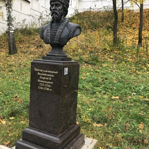 Уроки истории в Печерском монастыре: Рюриковичи и Романовы (в группе)