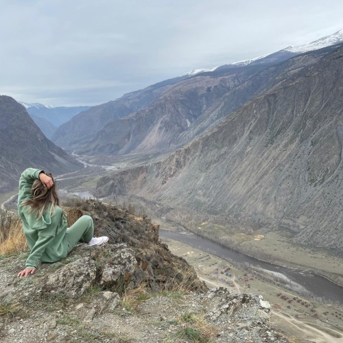 Автотур в мини-группе по знаковым локациям Алтая в период цветения маральника