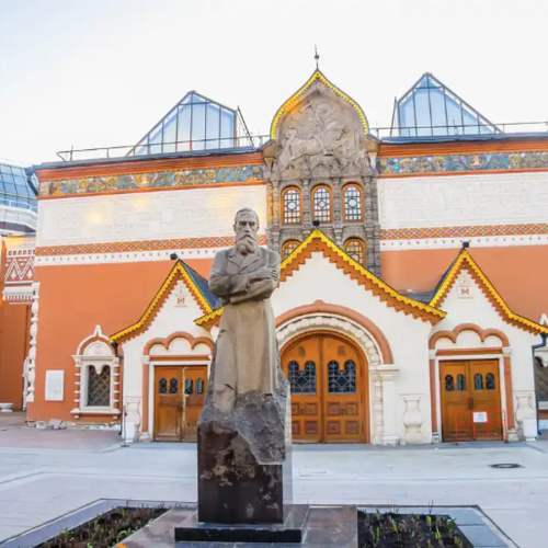 Квест-прогулка «Операция „Похищенный шедевр“» в Третьяковской галерее