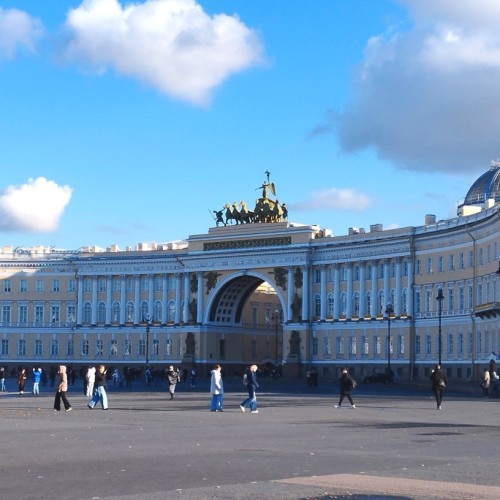 Мобильный квест «Львы — хранители Петербурга»