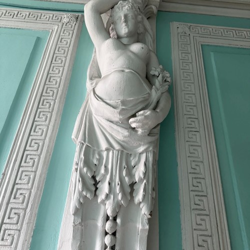 За угол от Невского проспекта: экскурсия по проходным дворам