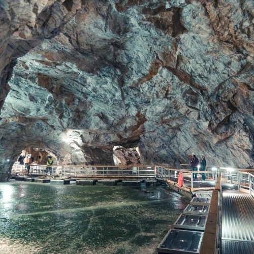 Вода, скалы и чистейший воздух: горный парк «Рускеала» и «Ладожские шхеры»