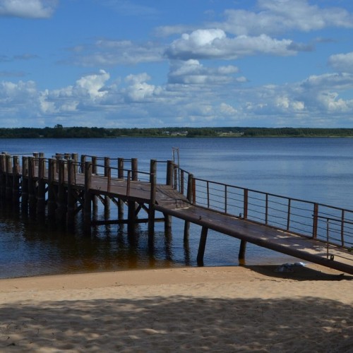 Выходные под парусами на Рыбинском море с проживанием в палатке: всё включено