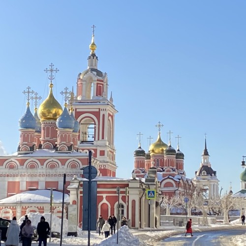 В гости к «чёрту на кулички» — на Варварку и в Зарядье
