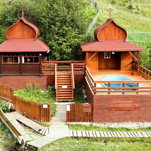 Выходные в селе Кага с проживанием в купольным доме, конной прогулкой и сплавом (всё включено)