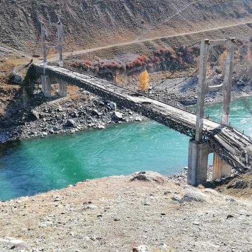 К Гейзерному озеру через «Красные ворота» (из Горно-Алтайска)