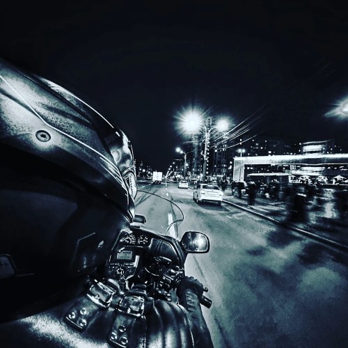 К разводным мостам — на мотоцикле