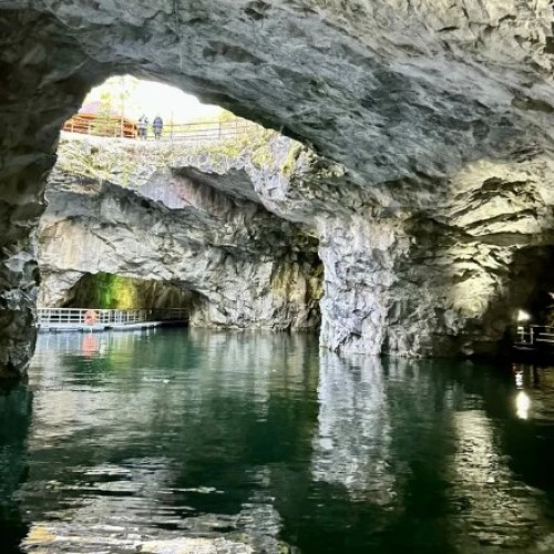 Аромат леса и сила воды: перезагрузка в Карелии с проживанием в глэмпинге