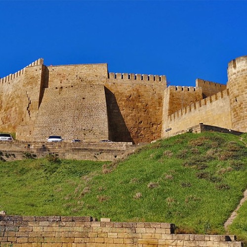 Всё самое-самое в Дагестане: от глубочайшего каньона до древнейшего города