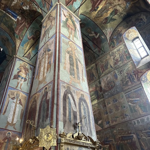 Фотопрогулка в Свято-Троицкой Сергиевой лавре