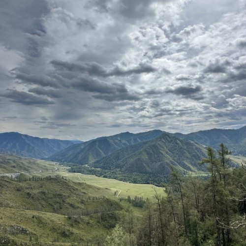 Выезд на Алтай в мини-группе: главные локации, места силы, погружение в культуру и спа