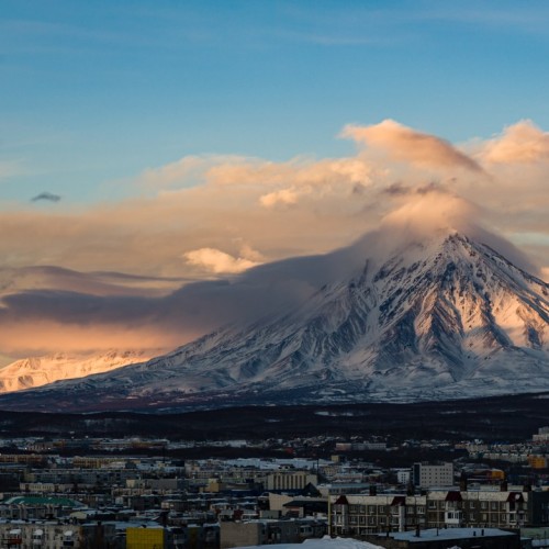 Джип-тур по Камчатке в мини-группе в июне: океан, морская прогулка, дегустации и экскурсии на выбор