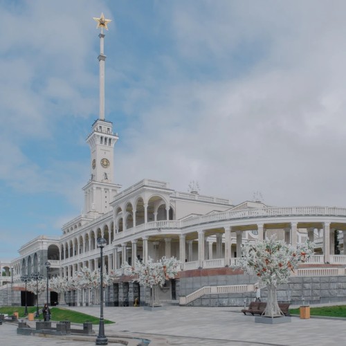 На службе власти и воды: Северный речной вокзал