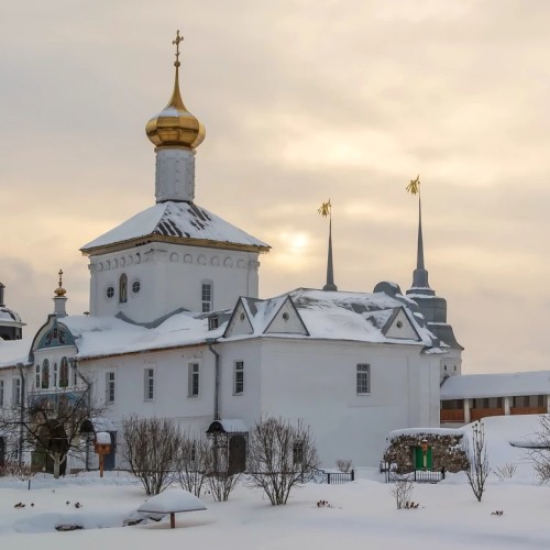 Из Ярославля — в старинный Толгский монастырь