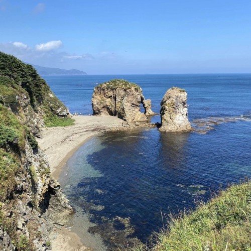 Знакомство с Сахалином в мини-группе: Тихая бухта, мыс Великан и побережье Охотского моря