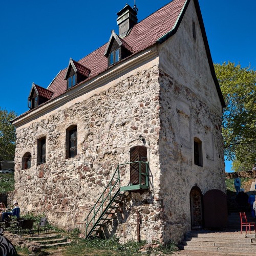 Яркий день в Выборге: замок, водная прогулка и дегустации