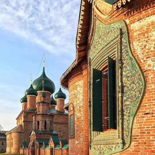 Жемчужины в ожерелье Ярославля